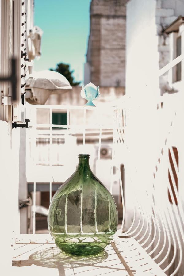 Tetti Bianchi - Deva'S Suite Home Ostuni Exterior foto