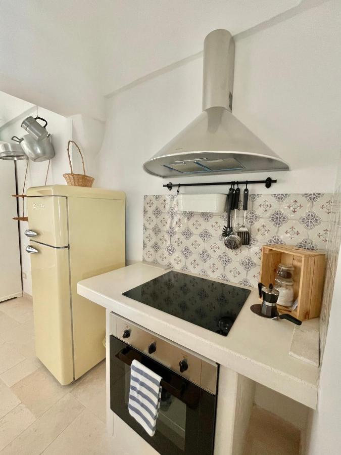 Tetti Bianchi - Deva'S Suite Home Ostuni Exterior foto